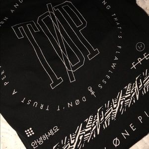 Twenty One Pilots Tee